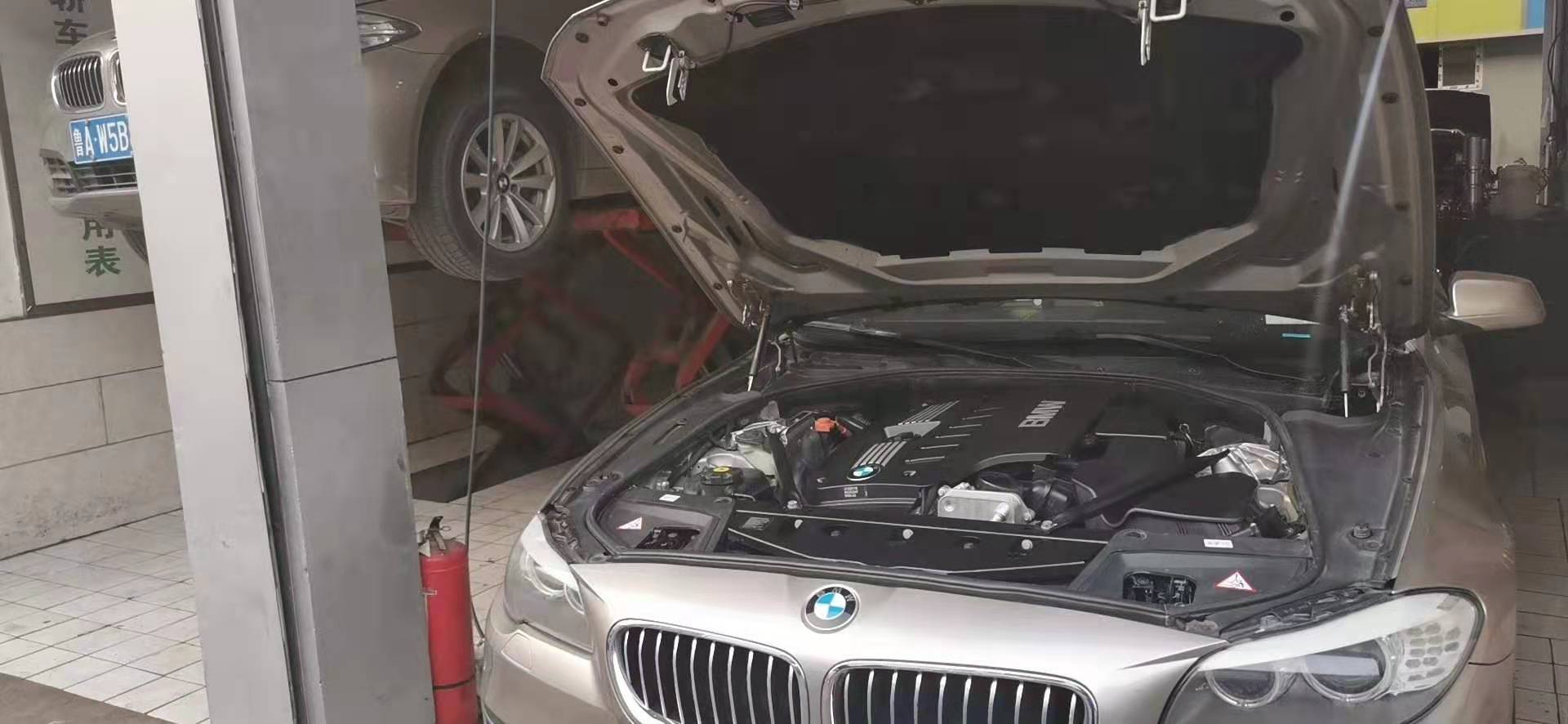 沃爾沃汽車的剎車油怎么會(huì)進(jìn)水呢？